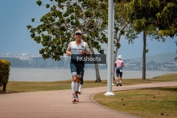 Runner Photo 3433861
