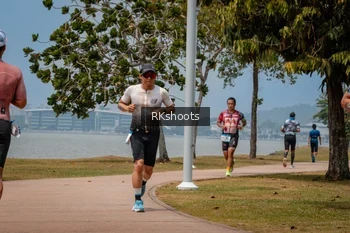 Runner Photo 3433862