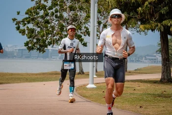 Runner Photo 3433871
