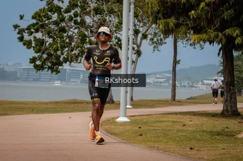 Runner Photo 3433886