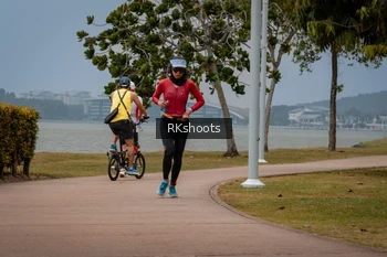 Runner Photo 3433892