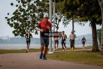 Runner Photo 3433957