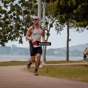 Runner Photo 3433974