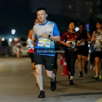 Runner Photo 3434781