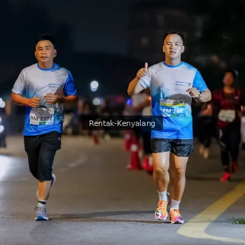 Runner Photo 3434813