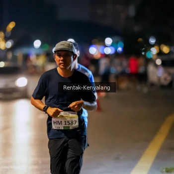Runner Photo 3434843
