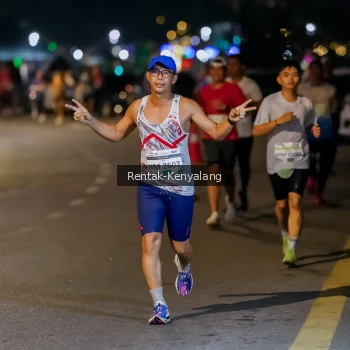 Runner Photo 3434859