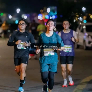 Runner Photo 3434860