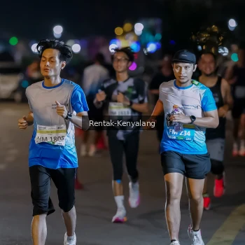 Runner Photo 3434864