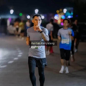 Runner Photo 3434865