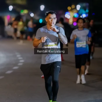 Runner Photo 3434869