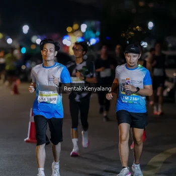 Runner Photo 3434882