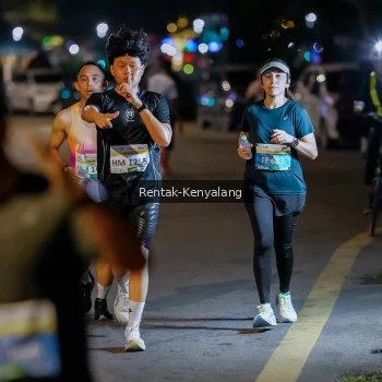 Runner Photo 3434891