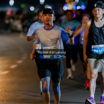 Runner Photo 3434907