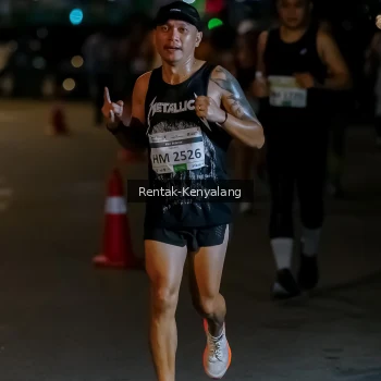 Runner Photo 3434918