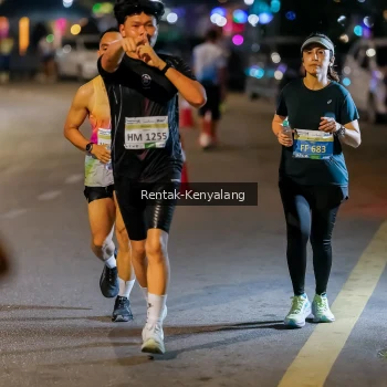 Runner Photo 3434937