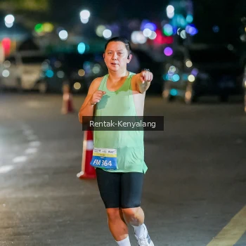 Runner Photo 3435009