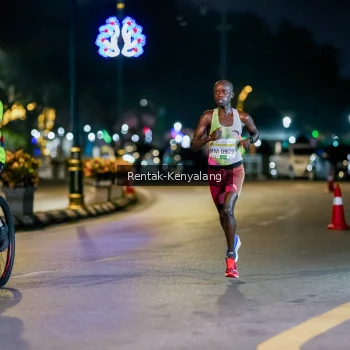Runner Photo 3435010