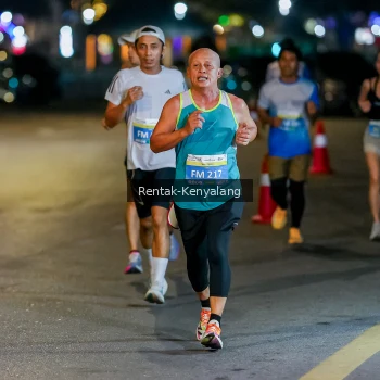 Runner Photo 3435013