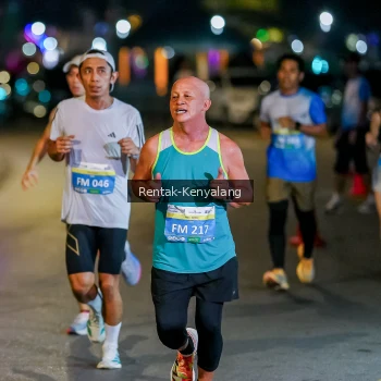 Runner Photo 3435021