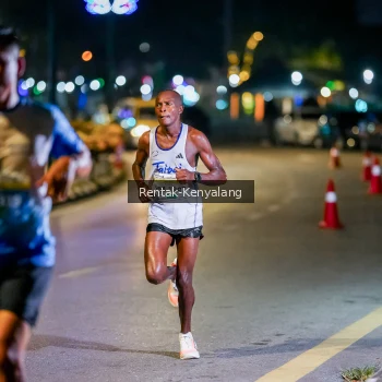 Runner Photo 3435038