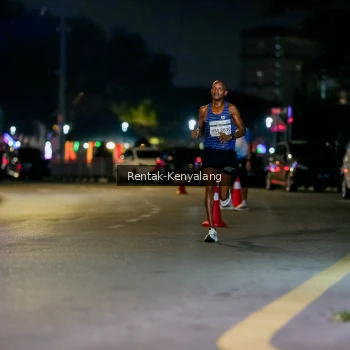 Runner Photo 3435053