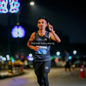 Runner Photo 3435059