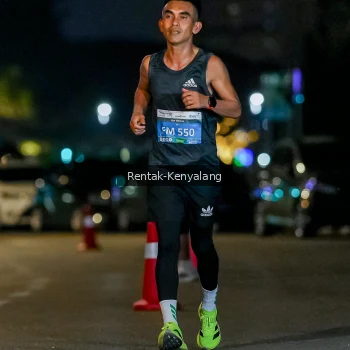 Runner Photo 3435061