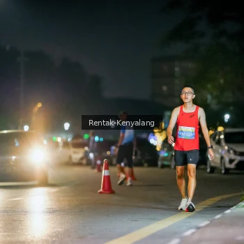 Runner Photo 3435063