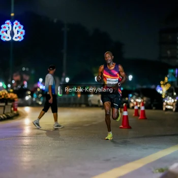 Runner Photo 3435084