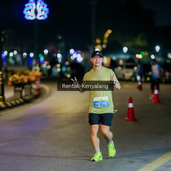 Runner Photo 3435125