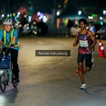 Runner Photo 3435132