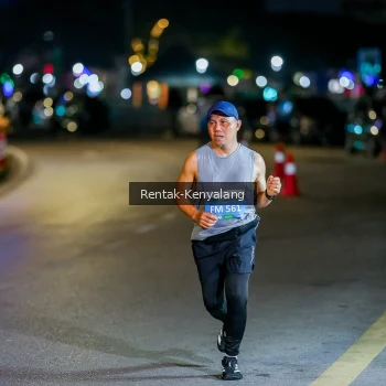 Runner Photo 3435142