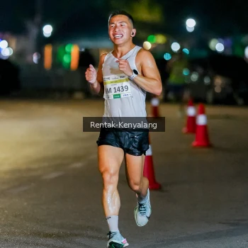 Runner Photo 3435171