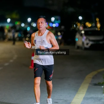 Runner Photo 3435182