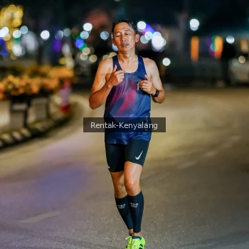 Runner Photo 3435210