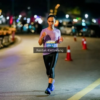 Runner Photo 3435211