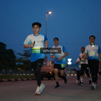 Runner Photo 3435228