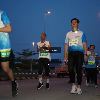 Runner Photo 3435236
