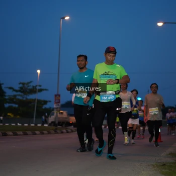 Runner Photo 3435239