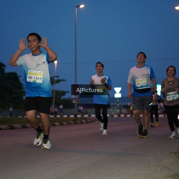Runner Photo 3435253
