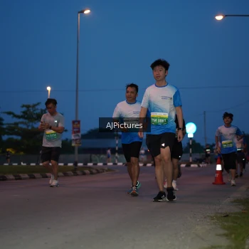 Runner Photo 3435255