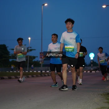 Runner Photo 3435263