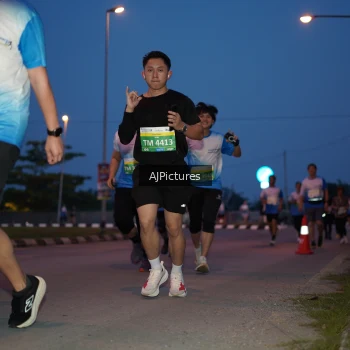 Runner Photo 3435273