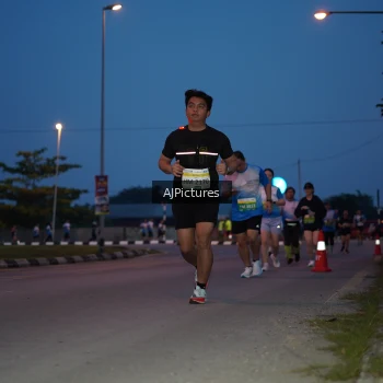 Runner Photo 3435279
