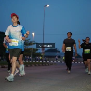 Runner Photo 3435346