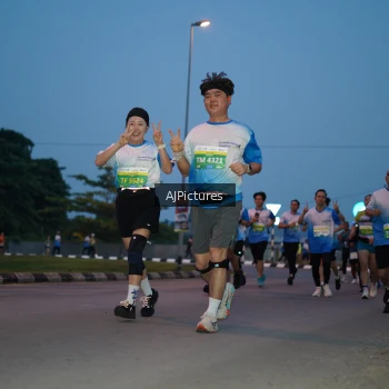 Runner Photo 3435437