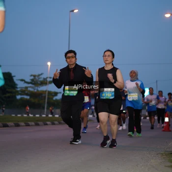 Runner Photo 3435440