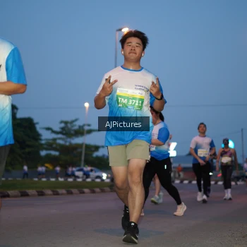 Runner Photo 3435441