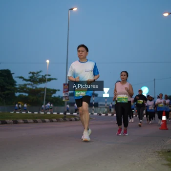 Runner Photo 3435449